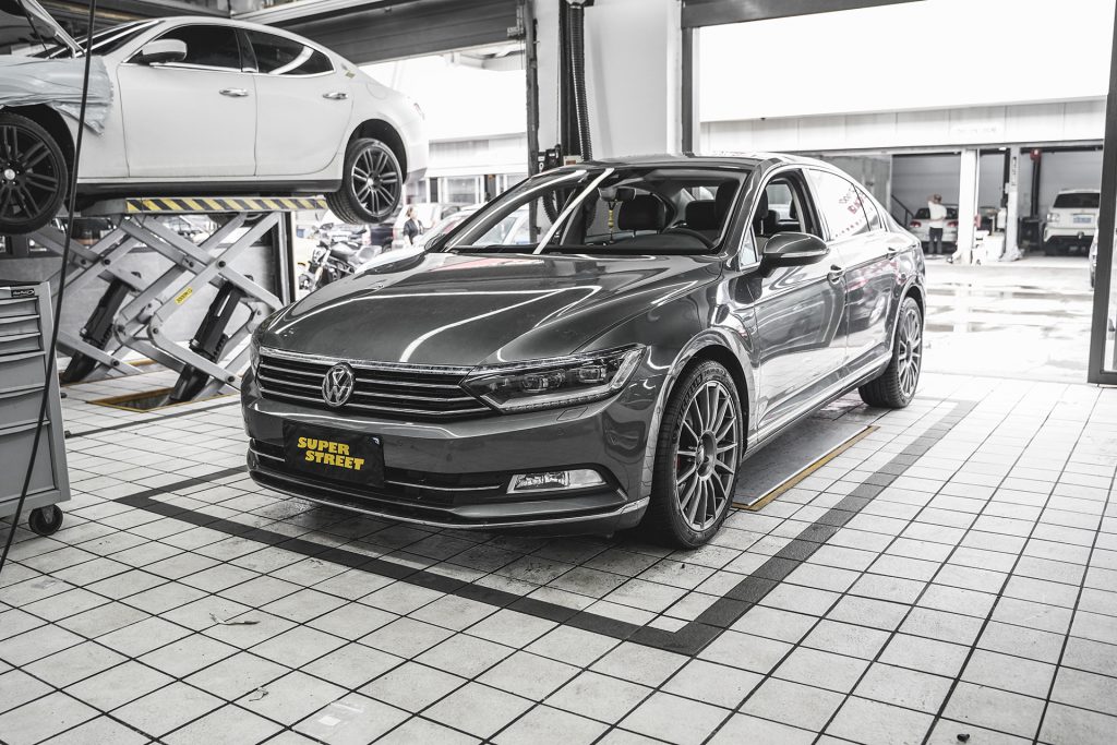 superstreet改装日记-大众迈腾改装oz superturismo lm轮毂