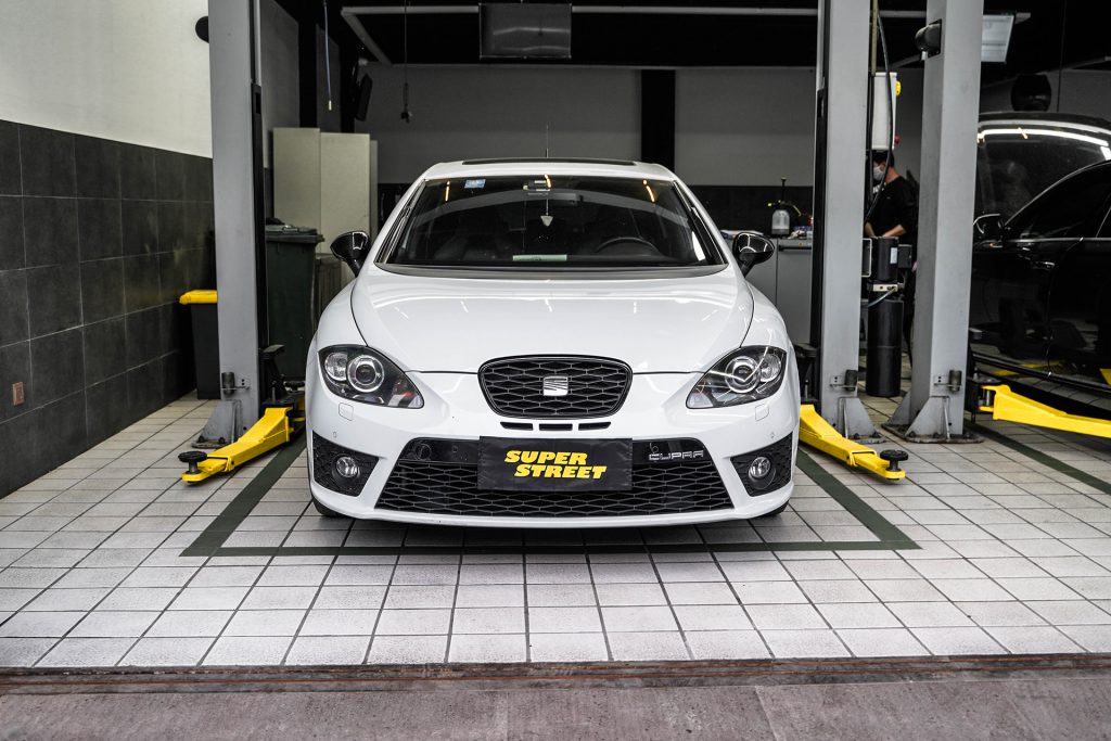 SuperStreet改装日记-西雅特LEON改装Eibach红色短弹簧