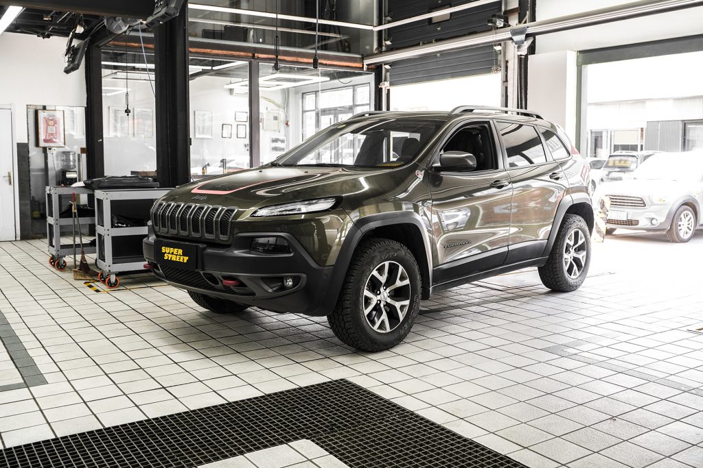 SuperStreet保养日记-JEEP自由光保养使用GUNK空调深度养护套装