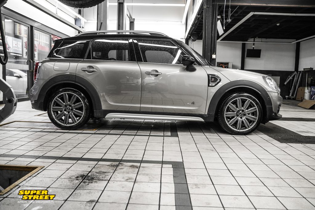 SuperStreet保养日记-MINI COUNTRYMAN更换TRW XPS高碳划线刹车盘