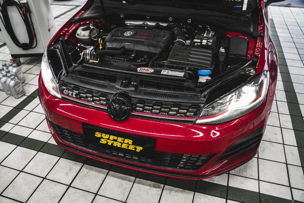 SuperStreet保养日记-高尔夫7.5GTI更换摩特8100 0W-40全合成机油