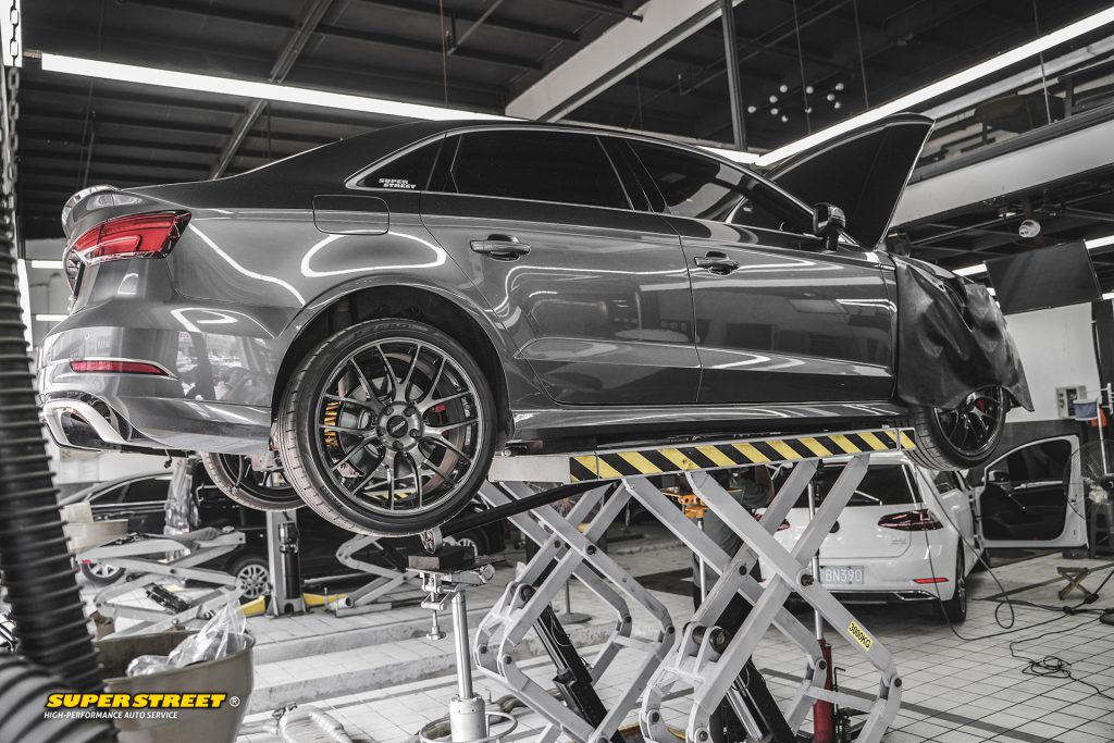 SuperStreet改装日记-奥迪RS3改装FDE金属200钼三元排气头段