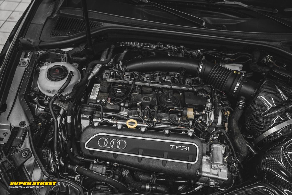 SuperStreet改装日记-奥迪RS3改装FDE金属200钼三元排气头段