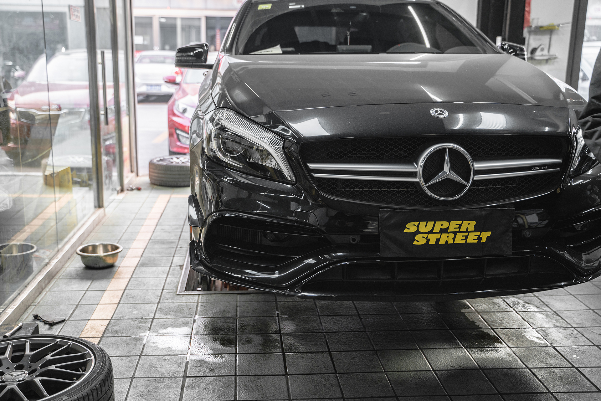 SuperStreet保养日记-奔驰AMG A45更换HAWK STREET5.0高性能刹车片