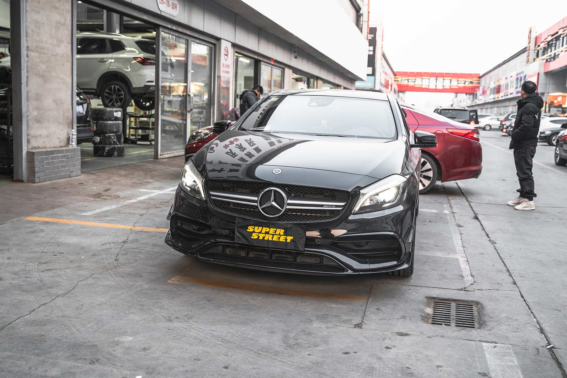 SuperStreet保养日记-奔驰AMG A45更换HAWK STREET5.0高性能刹车片